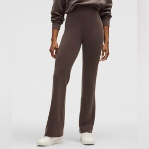 NWOT Lululemon Ribbed Softstreme Flared Pant in Espresso Women’s Size 4